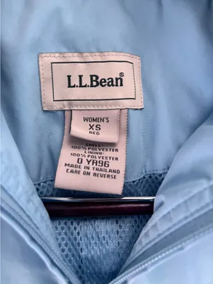 L.L.Bean Women’s XS Light Blue Hooded Rain Jacket Long Waterproof Windbreaker thumbnail 3