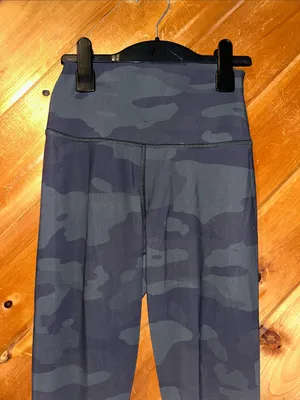 Alo Yoga High-Waist Camo Vapor Leggings thumbnail 6