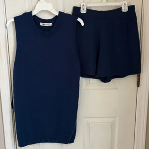 NENONA Brand 2 piece Short and Sleeveless Tunic Top Sweater Set in Navy thumbnail 1