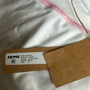 SKIMS NEW VINTAGE RAGLAN T-SHIRT SNOW (WHITE) PiNK Trim WOMENS 4X thumbnail 5