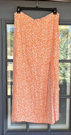 H&M midi orange floral skirt thumbnail 1