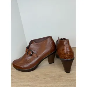 Sanita Ankle Boots Women 39 Brown Leather Buckle Croc Embossed Heeled Booties thumbnail 4
