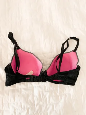 PINK Victoria’s Secret T-Shirt Bra Size 32C thumbnail 2