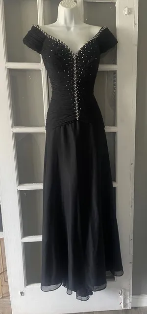 Jovani New York Black Off Shoulder Ruched Rhinestone Embellished Gown Size 14 thumbnail 1