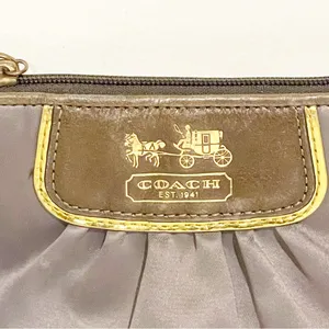 Coach G0871-42032 Gray Satin Wristlet Small‎ Bag Wallet Card Holder thumbnail 2