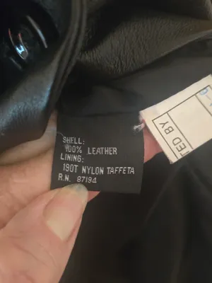 O Amalfi Black Leather Button thumbnail 4