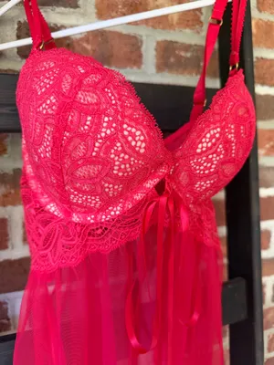 Victoria secret 34 D thumbnail 3