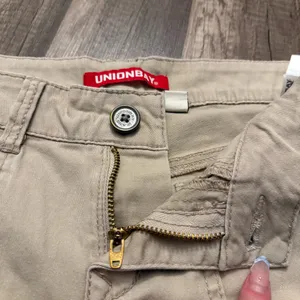 Unionbay Khaki Cargo Utility Shorts Tan Low Rise Y2K thumbnail 4