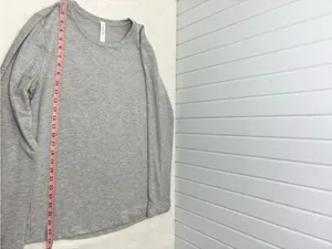 lululemon athletica Heather Gray Crewneck‎ Pullover thumbnail 8