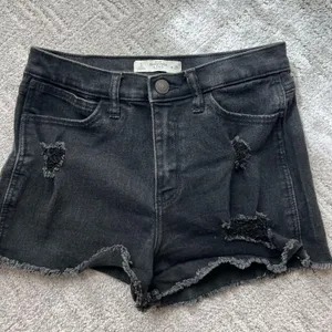 Abercrombie and fitch shorts thumbnail 1