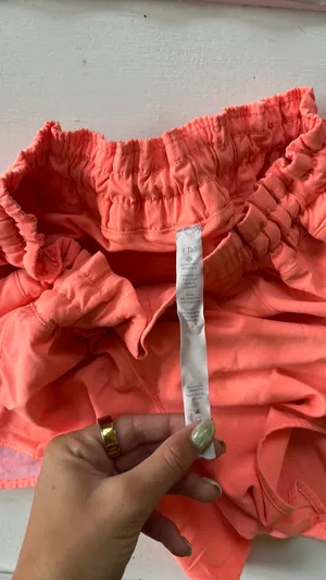 Orange Lululemon Hotty Hot Shorts 4" thumbnail 4