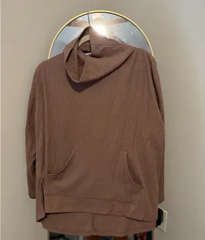 Off purple turtleneck sweater thumbnail 2