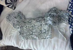 LoveshackFancy Melina blue and white floral embroidered top Size 4. Retail $345; NEVER WORN #brunch #spring thumbnail 3