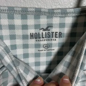 Hollister Women Blue/White Crop Top plaid top‎ size M thumbnail 4
