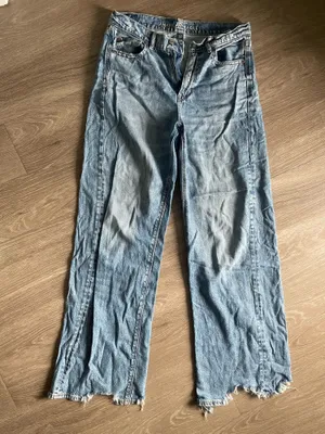 American Eagle wide leg high rise jeans thumbnail 6