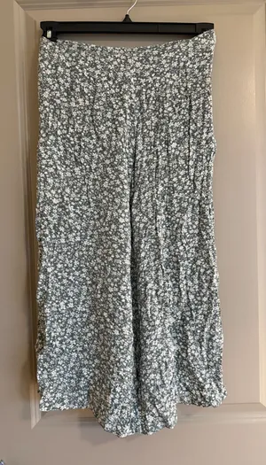 SheIn Floral midi skirt thumbnail 1