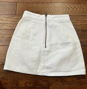 LIONESS Lola White Mini Skirt thumbnail 4