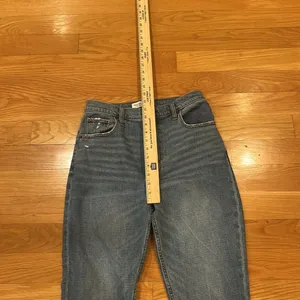 Abercrombie & Fitch the 90s slim straight ultra high rise jeans size 28/6L. thumbnail 5