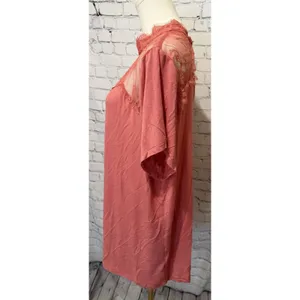 Haute Hippie coral-colored short-sleeve top featuring a sheer lace yoke XL thumbnail 4