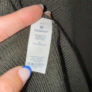 Lululemon Poncho Women OS Olive Green Fair Merino Wool Ribbed Knit‎ Wrap thumbnail 2