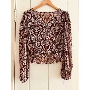 By‎ Anthropologie Jacquard Peasant Blouse Women's Blouse Wine M Ruffle Peplum thumbnail 9