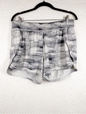 Athleta Gray Tie Dye Lined Racer Run Shorts‎ thumbnail 2