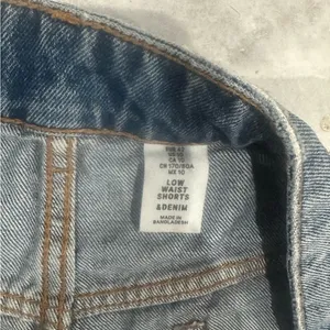 Denim Casual Blue Distressed Jean Shorts thumbnail 4