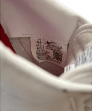 Nike Trainers White Sneakers with Red Swoosh and Blue Stripe thumbnail 4