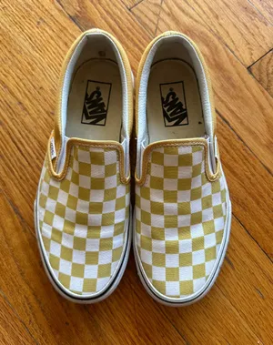 Vans Classic Slip Ons thumbnail 1