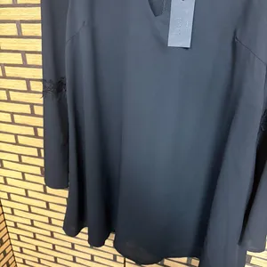 Lucca‎ Black Cutout Neck Dress Size Small thumbnail 4
