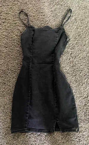 H&M dress thumbnail 1