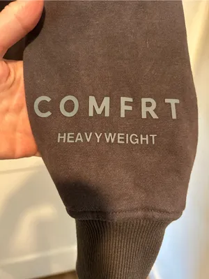Comfrt Tranquil Hoodie Sweater thumbnail 4