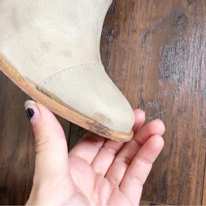 LL Bean Signature • Leather Ankle Boots heeled tan beige bootie zip cap toe thumbnail 10