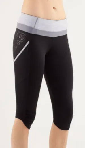 Lululemon 6 Run a‎ Marathon Crop Workout Pants thumbnail 1