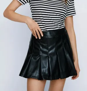 Hollister Ultra High-Rise Black Leather Pleated Skirt Sz S thumbnail 1