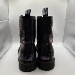 Dr. Martens Women's 10 31027 Pascal Purple Snake Print Leather 8 Eye AnkleBoots thumbnail 3