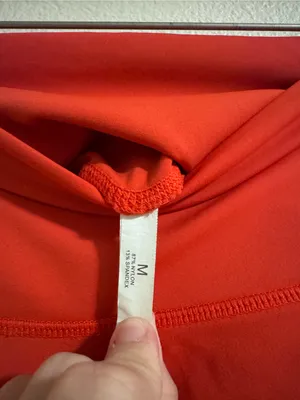 NVGTN High-Rise Red Bike Shorts for Women thumbnail 2