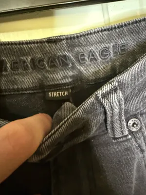 American Eagle Curvy Mom Jeans size 6 thumbnail 5