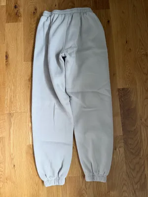 White fox sweatpants  thumbnail 4