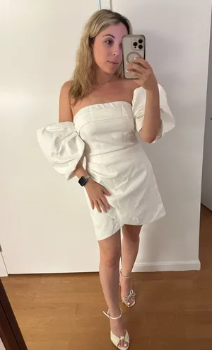 Elliatt *NWT* Palladium Mini Dress in Ivory with Puffy Sleeves thumbnail 1