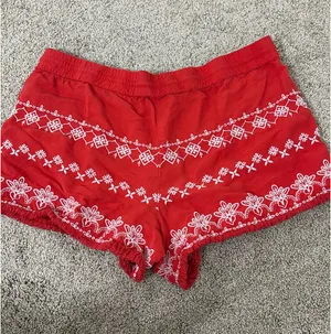 Loft Linen Embroidered Shorts thumbnail 4