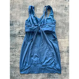 Lululemon Nouveau Limits Tank in Porcelain Blue Size 4 thumbnail 6