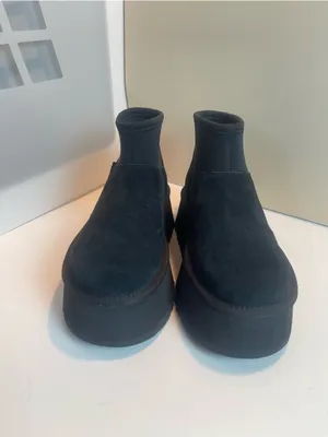 UGG Women’s Classic Mini Dipper Shearling Fur Platform boots Black Sz 6 thumbnail 5
