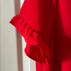 She + Sky Red V-Neck‎ Ruffle Sleeve Sisterhood Dress Sz L Autumn Wedding Guest thumbnail 3