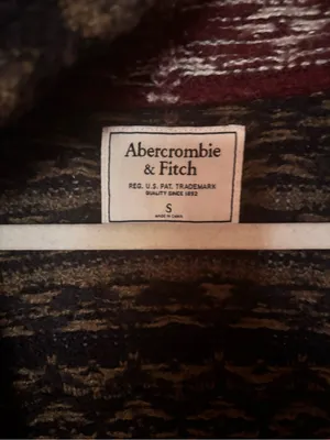 Abercrombie & Fitch Patterned, hooded,Open-Front Cardigan in Burgundy&colors thumbnail 3