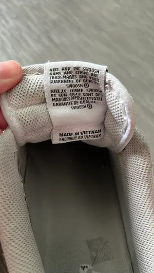 Nike Air Force 1 thumbnail 4