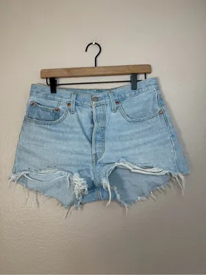 Levi’s 501 Original Denim Jean Shorts size 31 in Luxor Light Blue $75 thumbnail 5