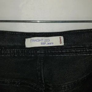 Levi's 505 Straight Leg Jeans Women's Size 12M Soft Black Stretch Denim Mid-rise thumbnail 3