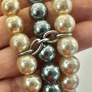 Triple strand faux pearl cluster beaded bracelet thumbnail 10