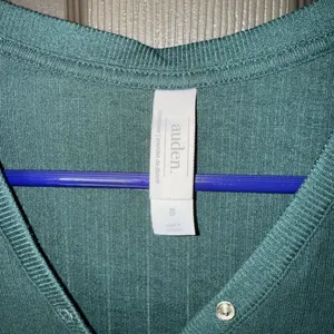 Auden Green Long Sleeve Henley Top Size XS thumbnail 2